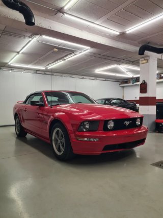 Ford Mustang 2005