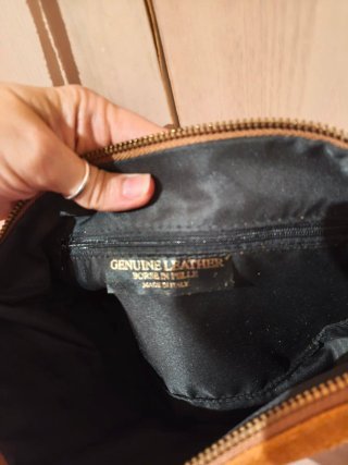 Bolso marrón ante flecos