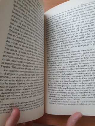 Climas y tiempos de Espana / Weather and Climat...
