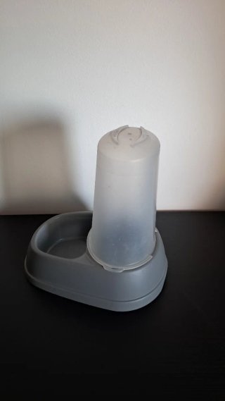 Comedero automático para perros/gatos