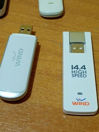 LOTTO DI 5 CHIAVETTE USB INTERNET