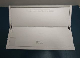 Microsoft Surface Pro 7+