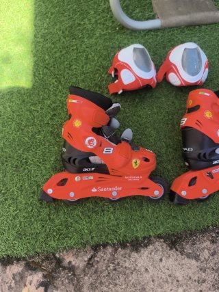 Patines Talla 33-35 Rojos Ferrari