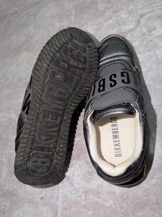 Zapatillas Bikkembergs Negras y Plateadas