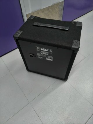 Amplificador Bajo Fender Rumble 15W