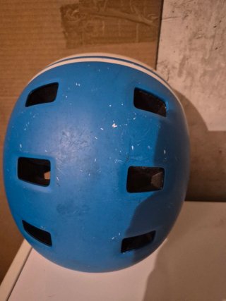 Casco de bici infantil azul
