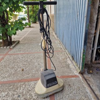 Abrillantadora y pulidora electrica