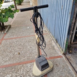 Abrillantadora y pulidora electrica