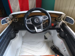 Coche de batería infantil Mercedes