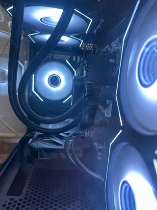 PC Gaming ALTA GAMA CAMBIO O VENDO