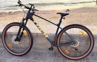 Trek Marlin 5 Gen 3 (2026) - Casi Nueva