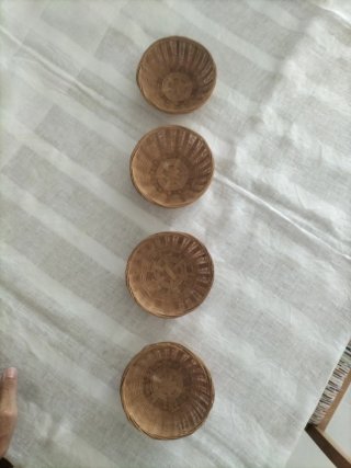Vajilla antigua platitos de pan fuente vintage