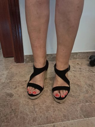 Sandalias cuña esparto ante negro