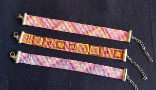 Pulsera multicolor arte.