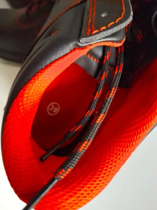Zapatillas de Seguridad ORLI Negras y Rojas