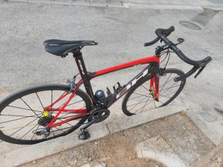 BH G5 Carbono | Ultegra Completo | Mavic Ksyrium.