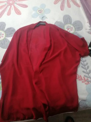 Chaqueta negra con cuello de pelo