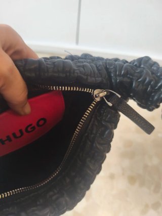Bolso Negro Hugo Original. Sólo envío