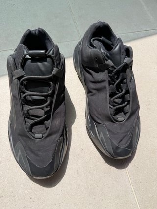 Adidas Yeezy Boost 700 MNVN Triple Black
