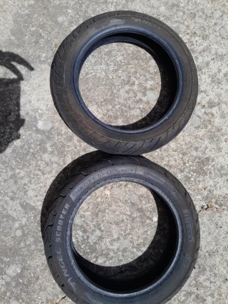 Juego neumáticos Pirelli 120/70R12 y 110/70R12