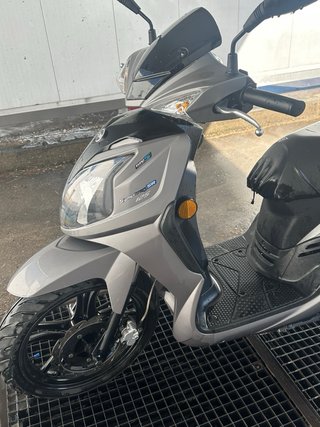 Moto Scooter SYM SR 125 C