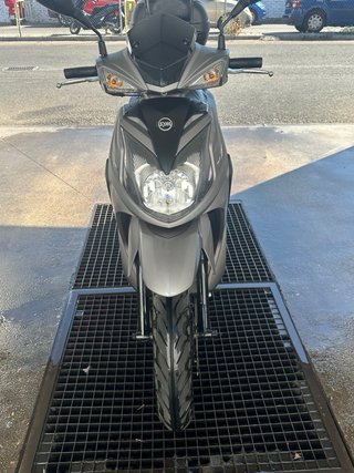 Moto Scooter SYM SR 125 C