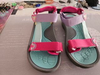 Sandalias de niña talla 34  de verano coloridas
