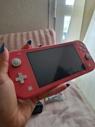 Nintendo Switch Lite Rosa + Accesorios