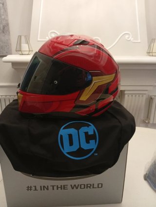 Casco HJC i70 Flash Nuevo a estrenar  Talla M