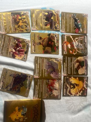 Cartas Pokémon Doradas