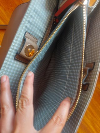 Bolso bandolera granate y gris