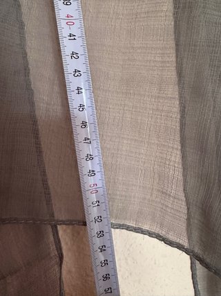 Pañuelo gris de seda