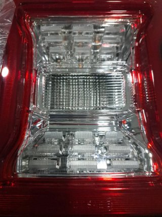 Pilotos traseros Jeep Wrangler JL