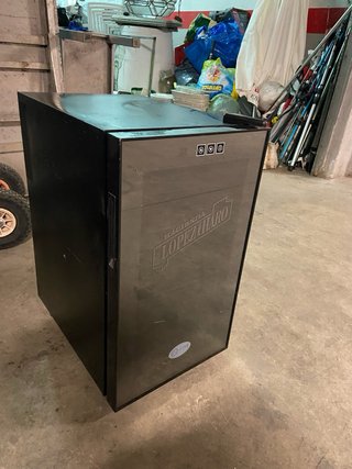 Vinoteca para 18 botellas en perfecto  35x50x64