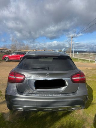 Mercedes-Benz GLA 2019