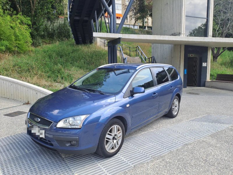 Ford Focus 2006 - foto 1