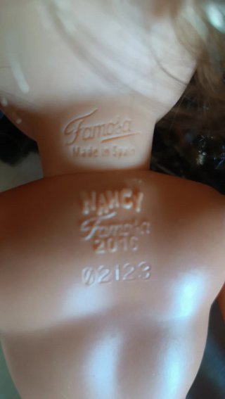 Muñeca Nancy pelo rizado