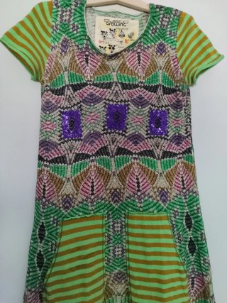 Vestido estampado con lentejuelas