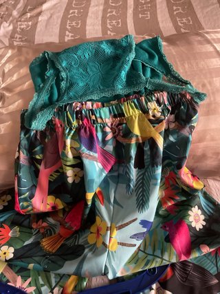 Conjunto seda y algodón estampado tropical