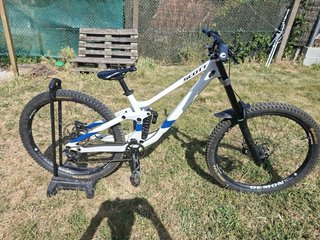Bici DH Scott Gambler Tuned