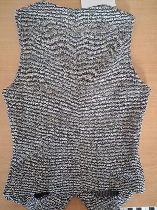 Chaleco Zara tweed botones dorados talla única