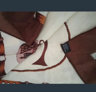 Pañuelo Seda  Vintage Cuadrado 90cm como nu