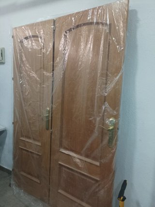 Puertas de madera claras 200x73 y 200x63 cm