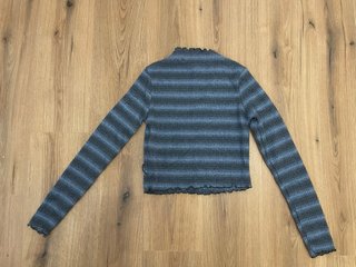 Jersey rayas cuello alto botones