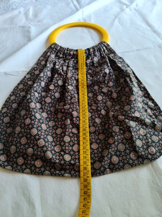 Borsa vintage anni '70 con manico giallo