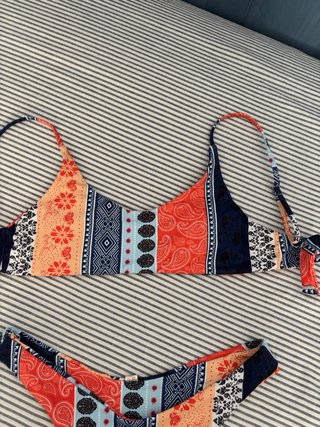 Bikini estampado talla M