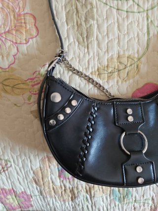 Bolso Soya Negro con detalles