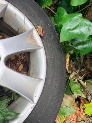 Llantas y Neumáticos Usados