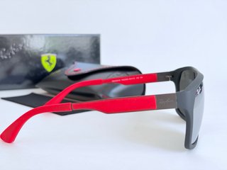 Gafas de Sol Ray-Ban Ferrari Negras Rojas