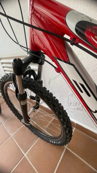 Bicicleta BH XTREM Roja